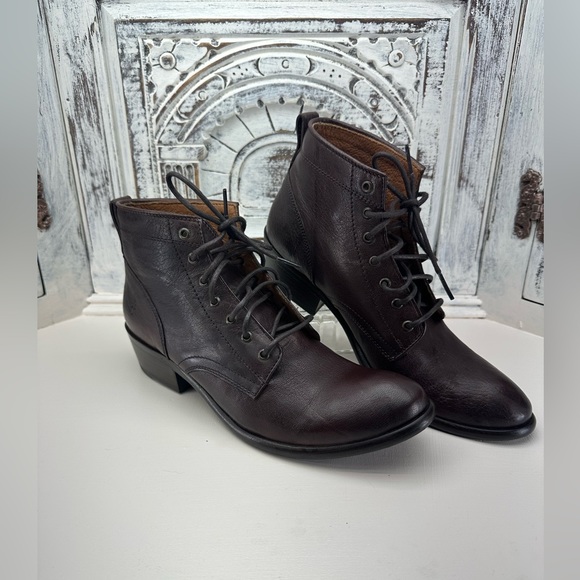 Frye Carson Lace Up Ankle Boots in Dark Brown 6.5 B, Frye Brown Booties - Picture 11 of 14
